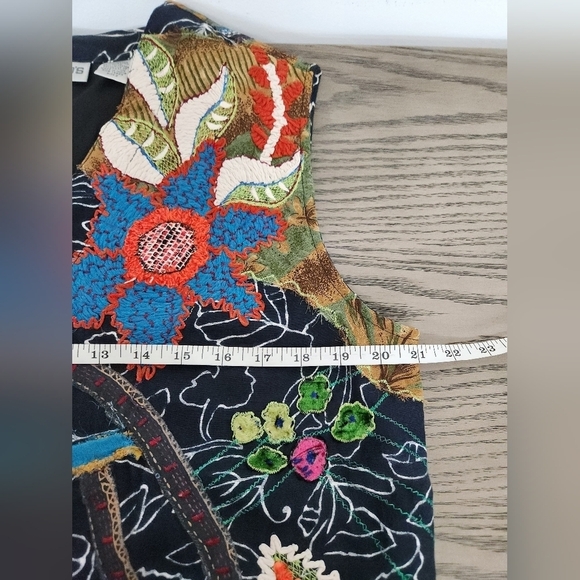 Chico's Vintage Embroidered Floral Vest Womens Large Black 90s Boho - Picture 6 of 7